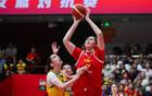 中國(guó)女籃張子宇2米26身高，天賦驚人，百年一遇。