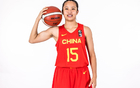 中國女籃新星崛起，18歲1米85，新核李夢式！