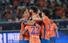 中超：久逢甘霖，贏拼雙響，泰山勝武漢三鎮(zhèn)3:1。