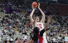 女籃大勝印尼51分，張子宇內(nèi)線稱霸，李夢接班人三分亮眼。